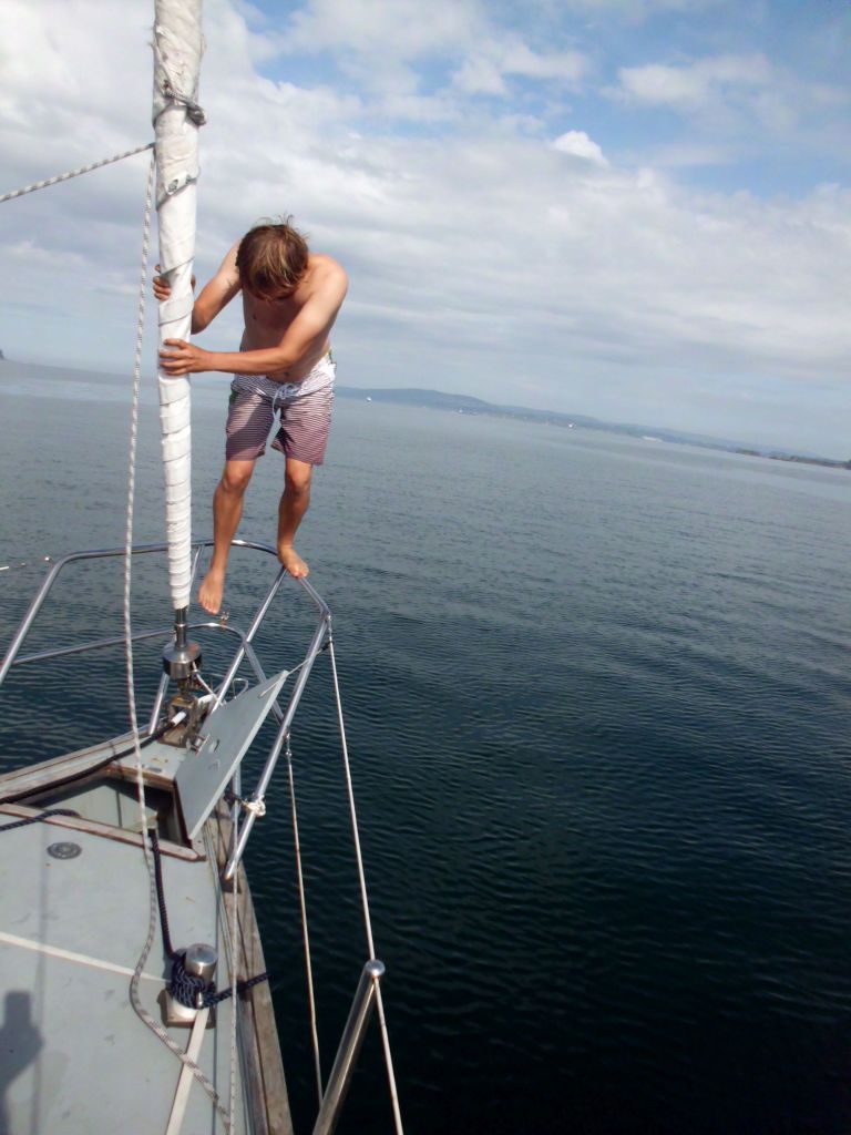 Ein Sprung vom Bugkorb